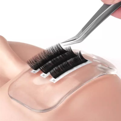 Silicone eyelash pad